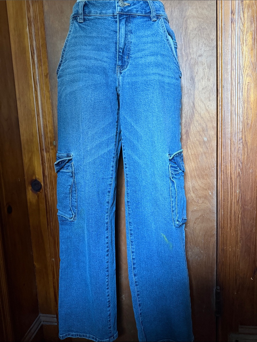 SO Straight-Leg Cargo Jeans in Blue